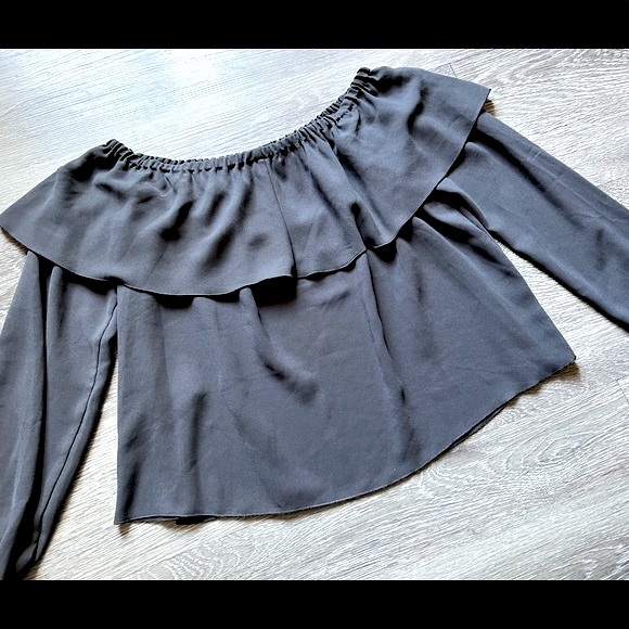 ARITZIA • WILFRED • Morel Off-Shoulder Blouse • Size Small • Slate Grey - Picture 12 of 16